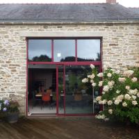 Réfection d'une maison en pierre et joints a la chaux et linteau en placage granit